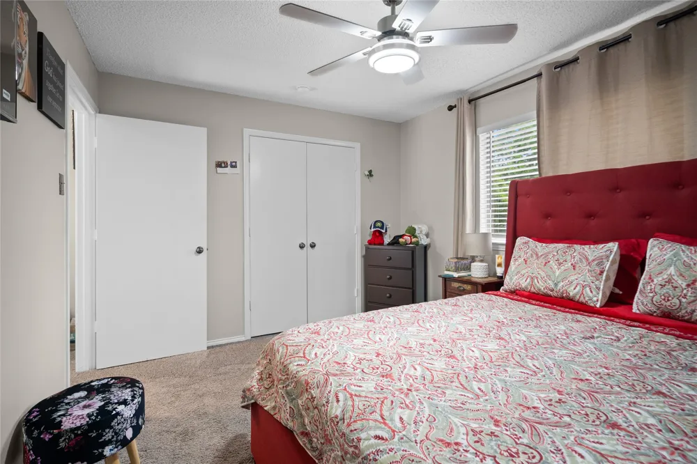 139 Graystone Place Duncanville, TX 75137