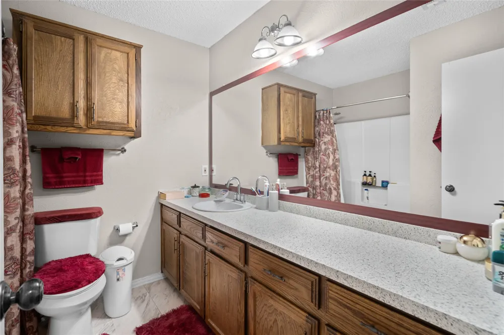 139 Graystone Place Duncanville, TX 75137