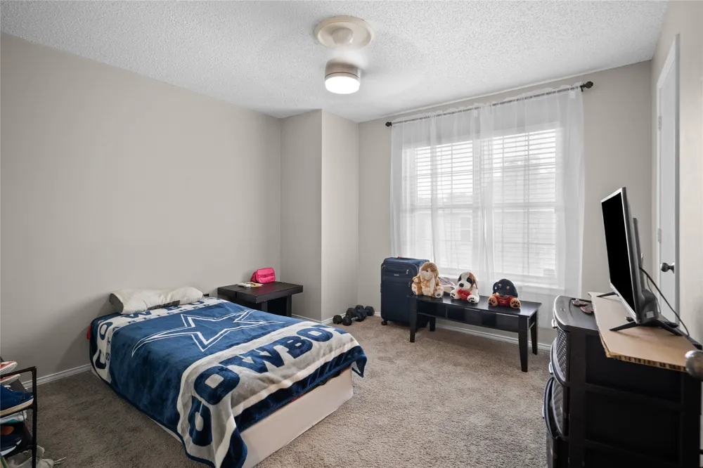 139 Graystone Place Duncanville, TX 75137