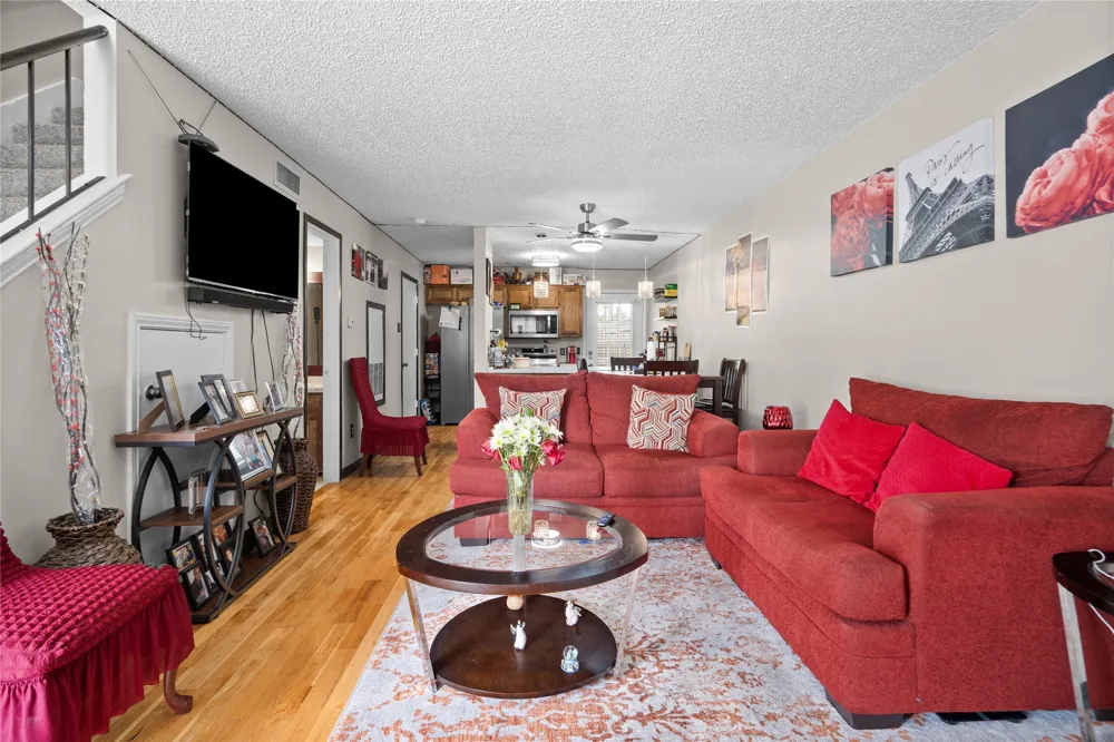 139 Graystone Place Duncanville, TX 75137