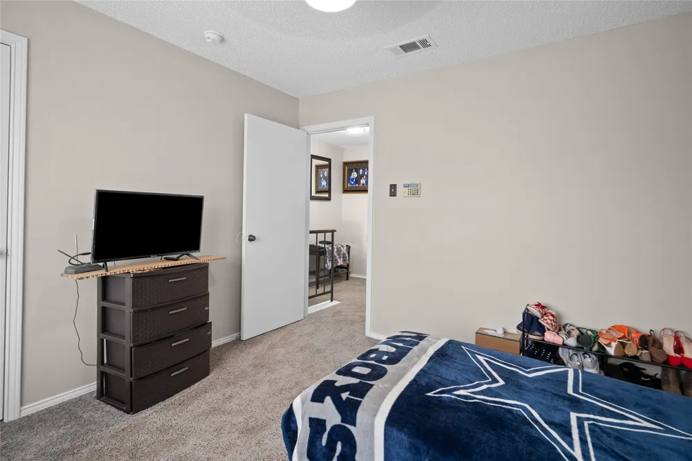 139 Graystone Place Duncanville, TX 75137