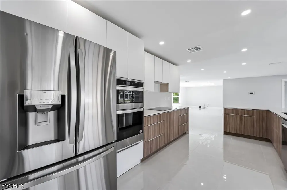 Cascade Way North Fort Myers, FL 33917