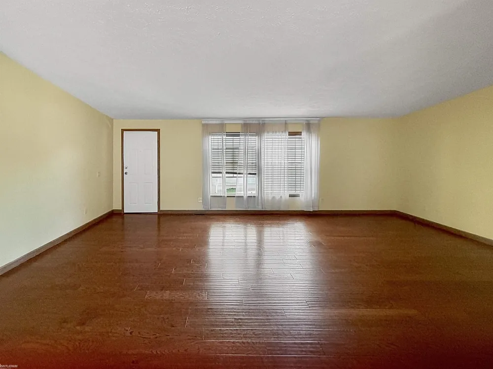 37037 Millstone Trail Lenox Township, MI 48048