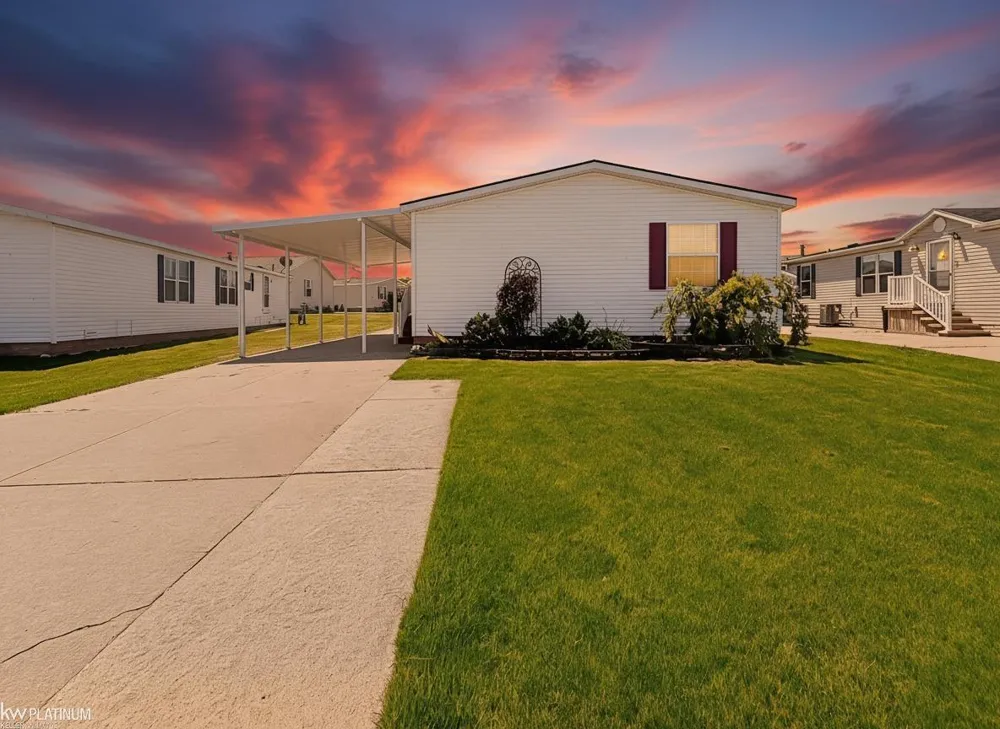 37037 Millstone Trail Lenox Township, MI 48048