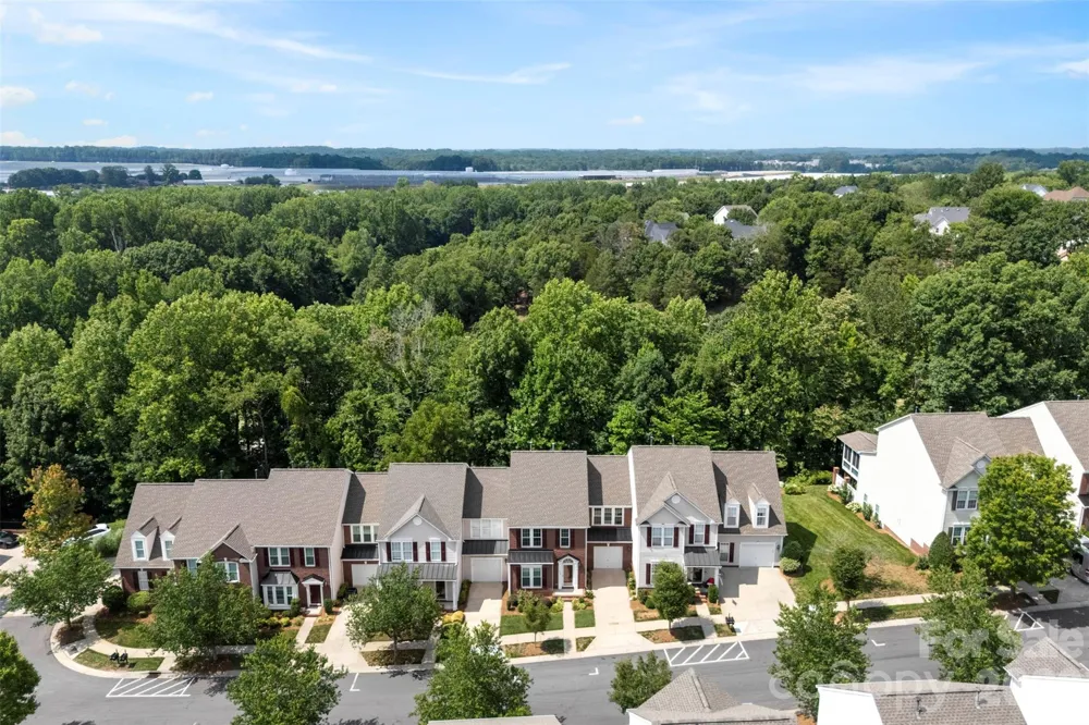 14435 Greenpoint Lane Huntersville, NC 28078