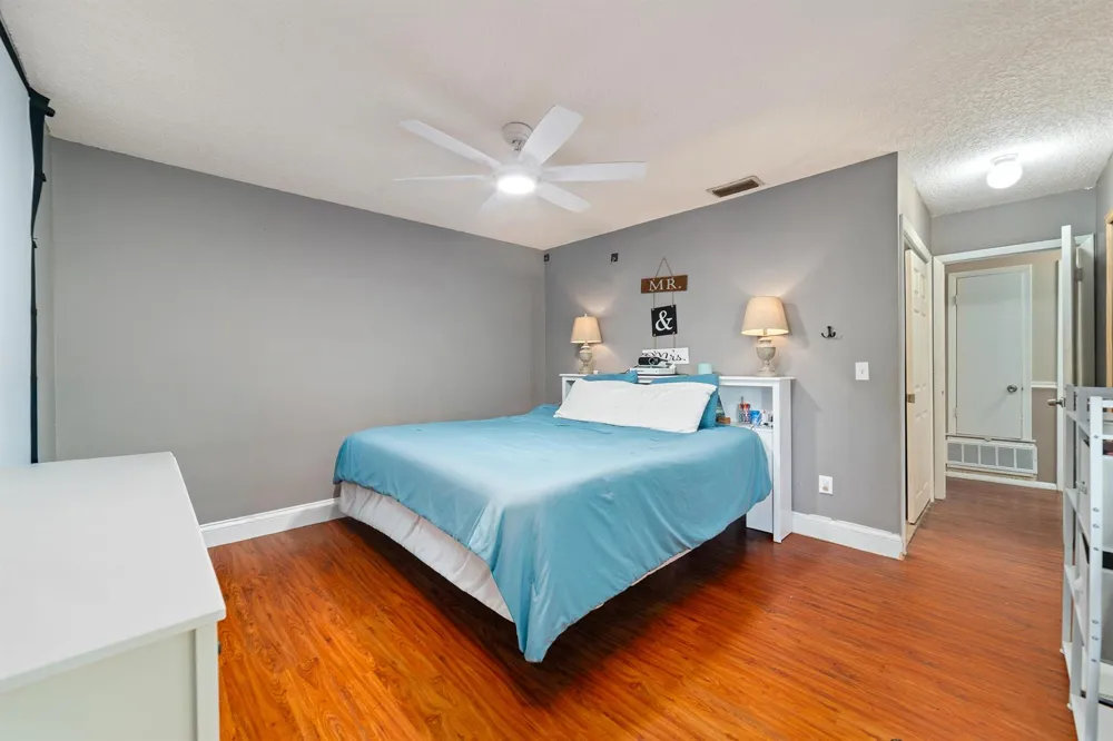 542 Saunders Street Sebastian, FL 32958