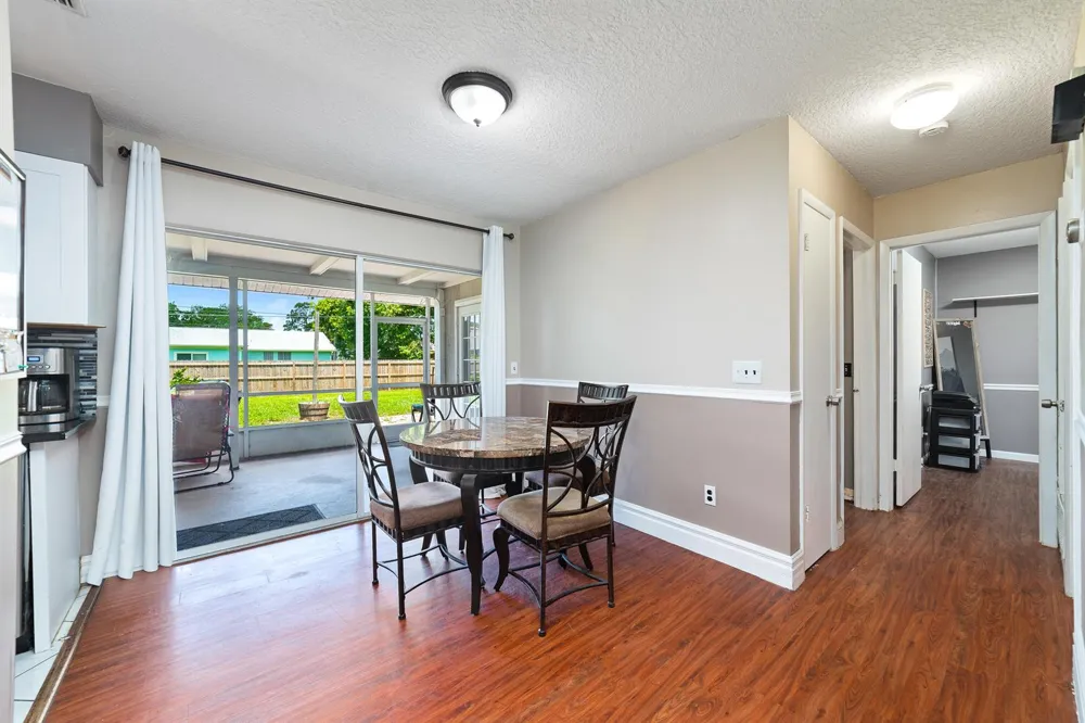 542 Saunders Street Sebastian, FL 32958
