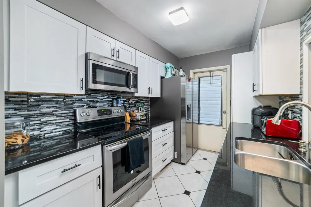 542 Saunders Street Sebastian, FL 32958