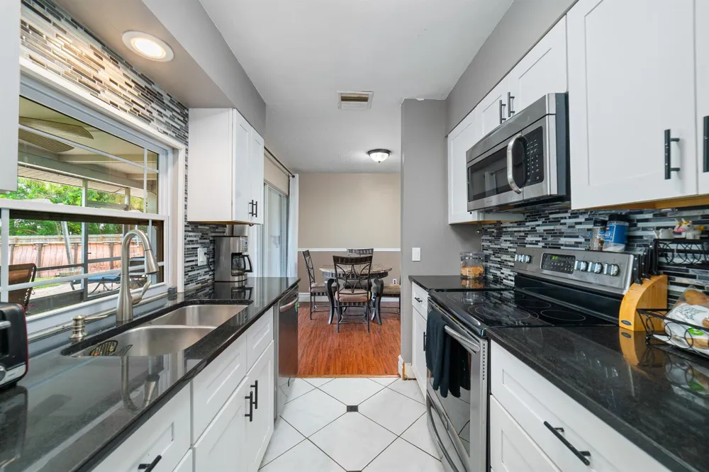 542 Saunders Street Sebastian, FL 32958