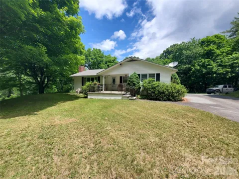 886 Hanging Rock Road