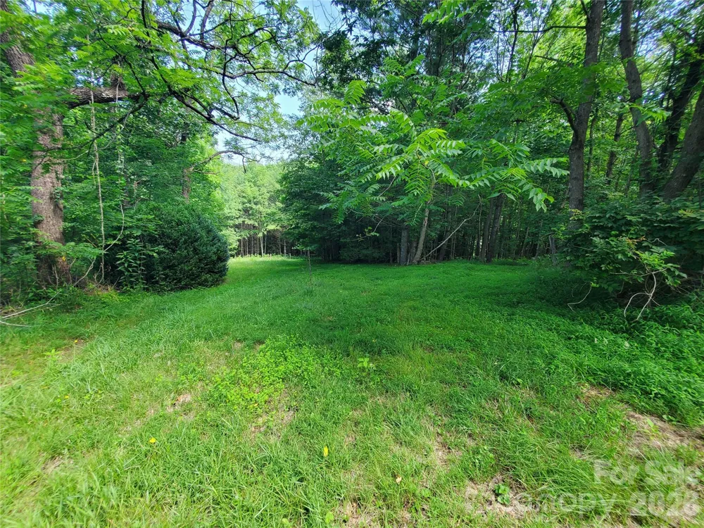 886 Hanging Rock Road Spruce Pine, NC 28777