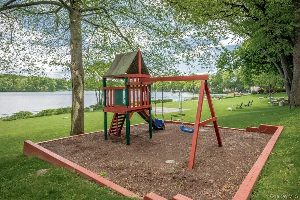 1217 California Road #A-23 Eastchester, NY 10709