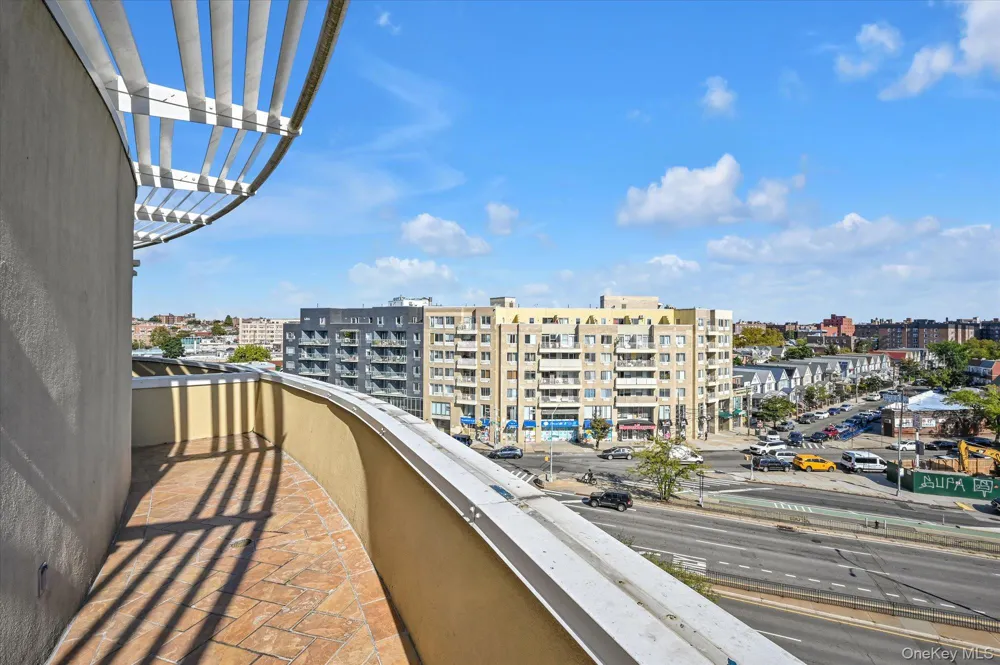 81-14 Queens Boulevard #PH6C Elmhurst, NY 11373