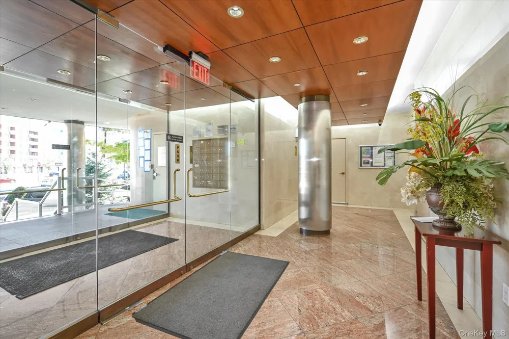 81-14 Queens Boulevard #PH6C Elmhurst, NY 11373