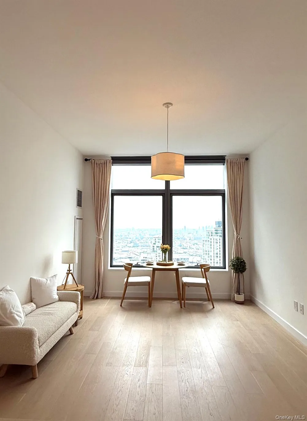 3 Court Square #4610 Long Island City, NY 11101