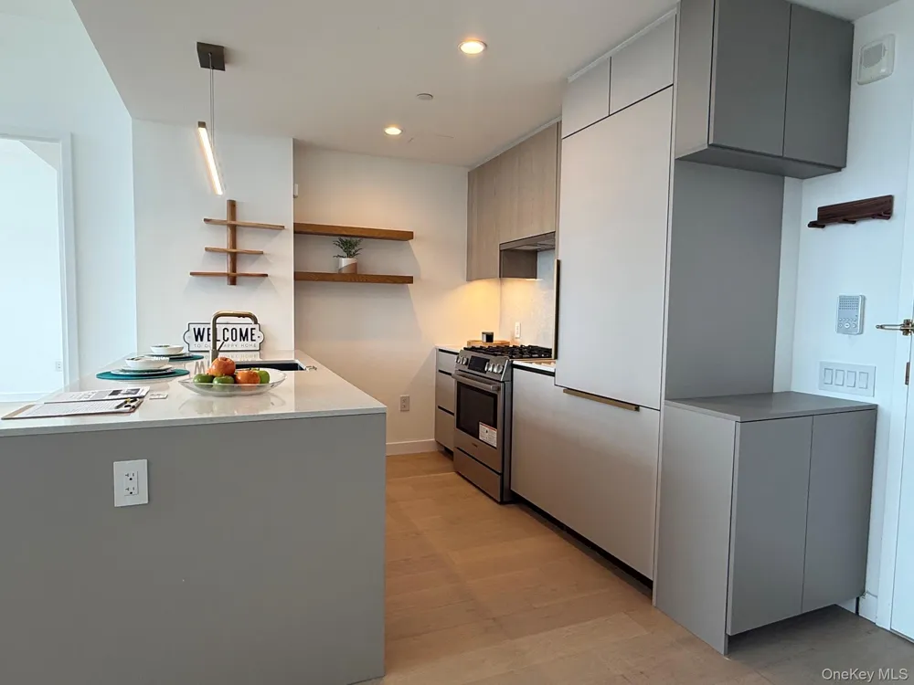 3 Court Square #4610 Long Island City, NY 11101