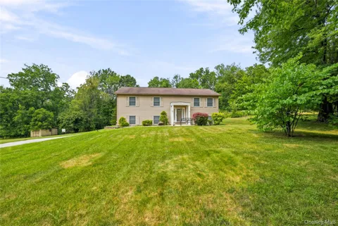 564 Clove Road