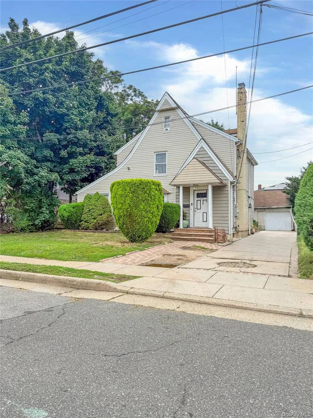 117 Warner Avenue Hempstead, NY 11550