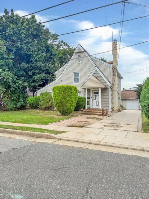 117 Warner Avenue