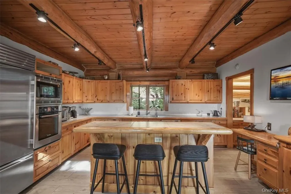 101 Mountain Lodge Washingtonville, NY 10992