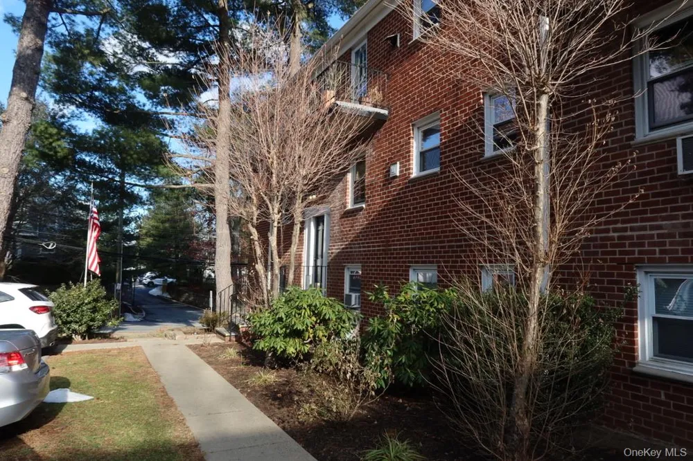 28 Barker Street #C-2 Mount Kisco, NY 10549