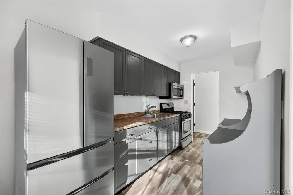 4 Colonial Road #96 Beacon, NY 12508
