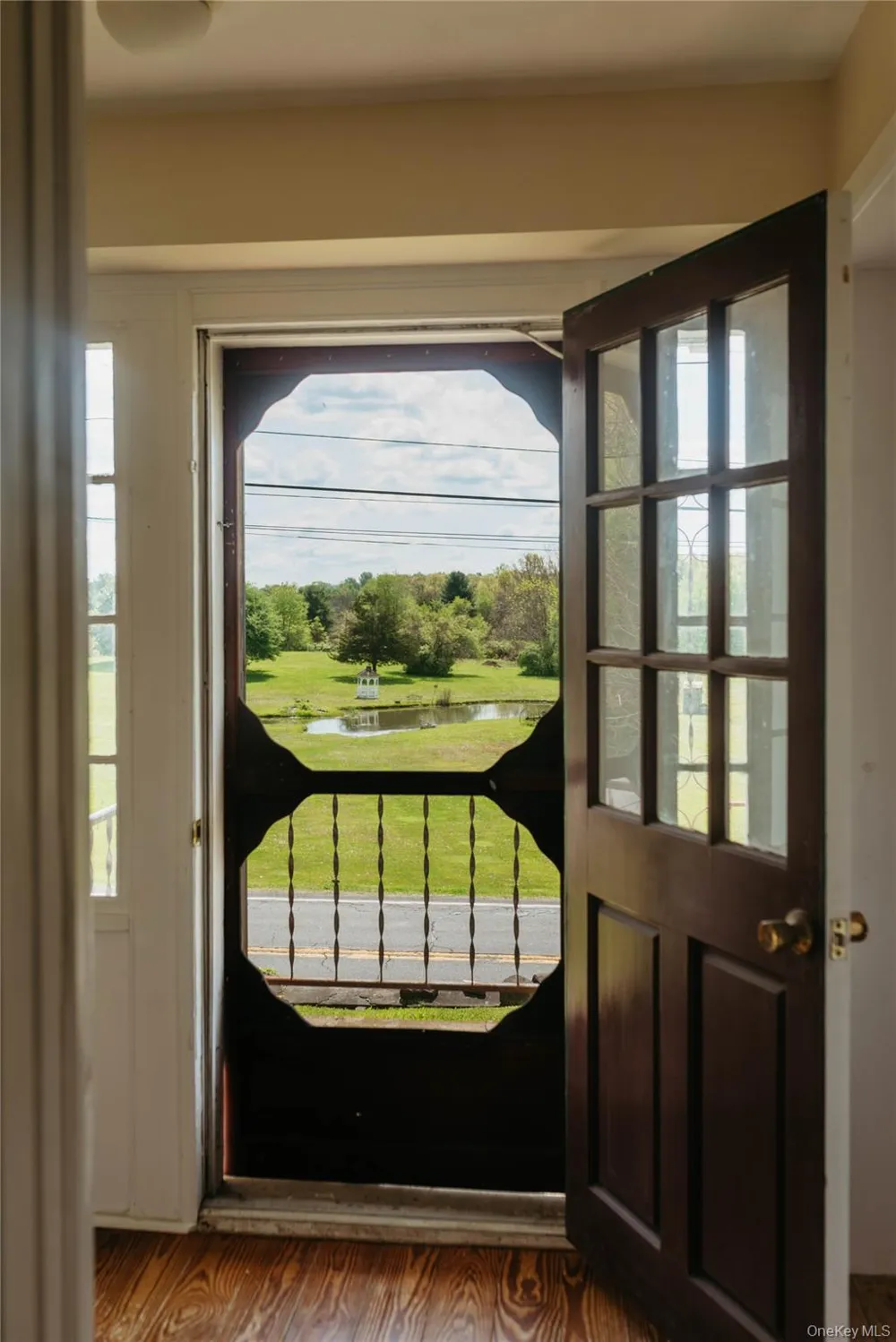 1693 Route 32 Saugerties, NY 12477