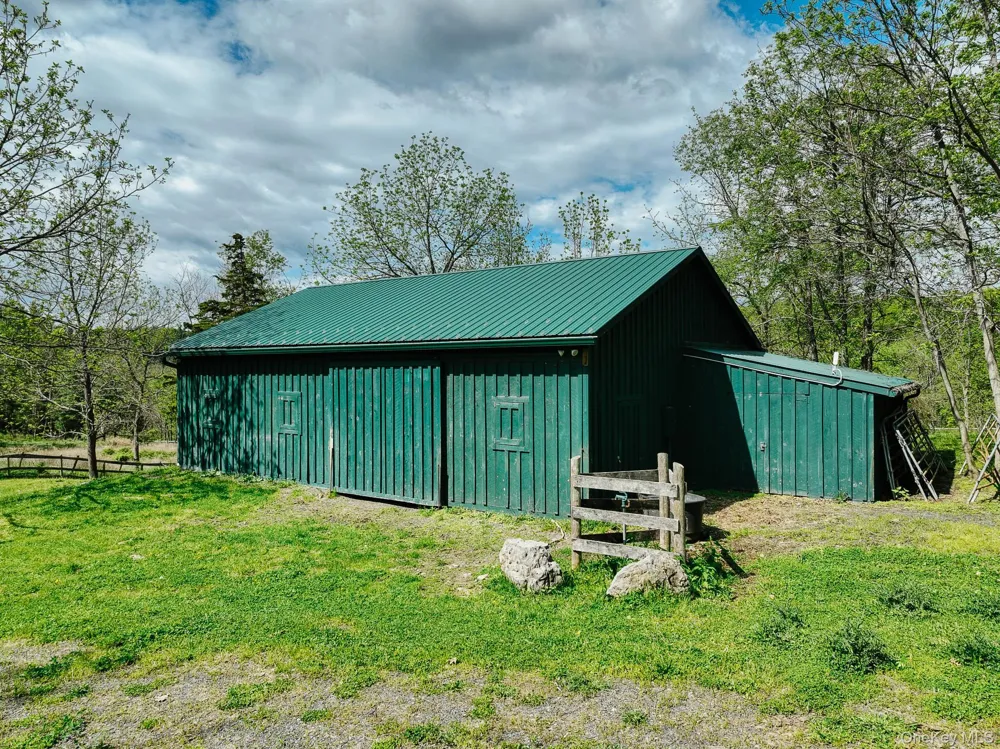1693 Route 32 Saugerties, NY 12477
