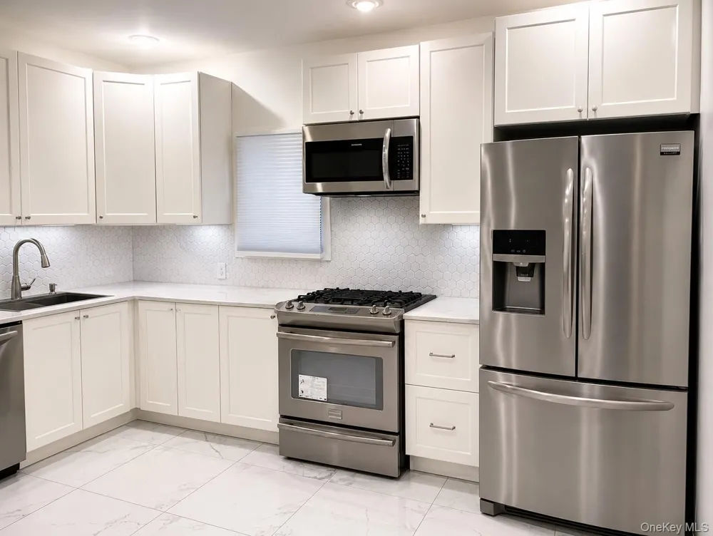 188-06 Soho Drive Hollis, NY 11423
