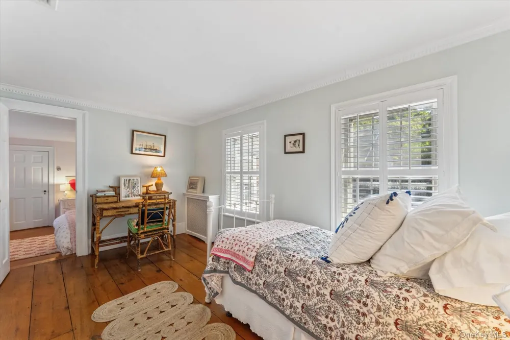 20 Quogue Street Quogue, NY 11959