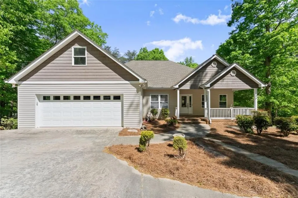 45 Holcomb Drive Cleveland, GA 30528