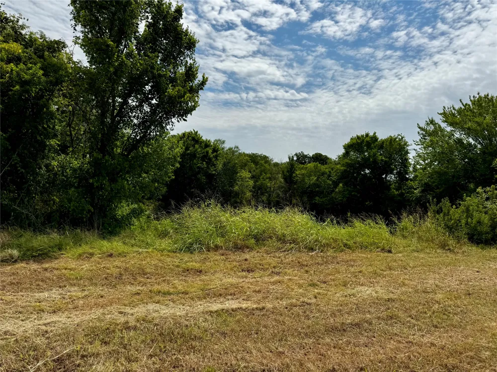 1438 Hurst Road Axtell, TX 76624