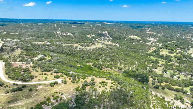 230 Adkins Dr Kerrville, TX 78028