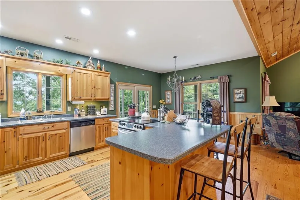 51 Hightower Trail Hiawassee, GA 30546