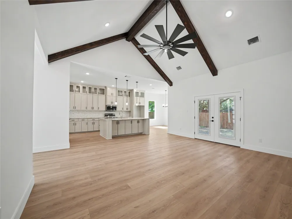 115 Dennis Drive Azle, TX 76020