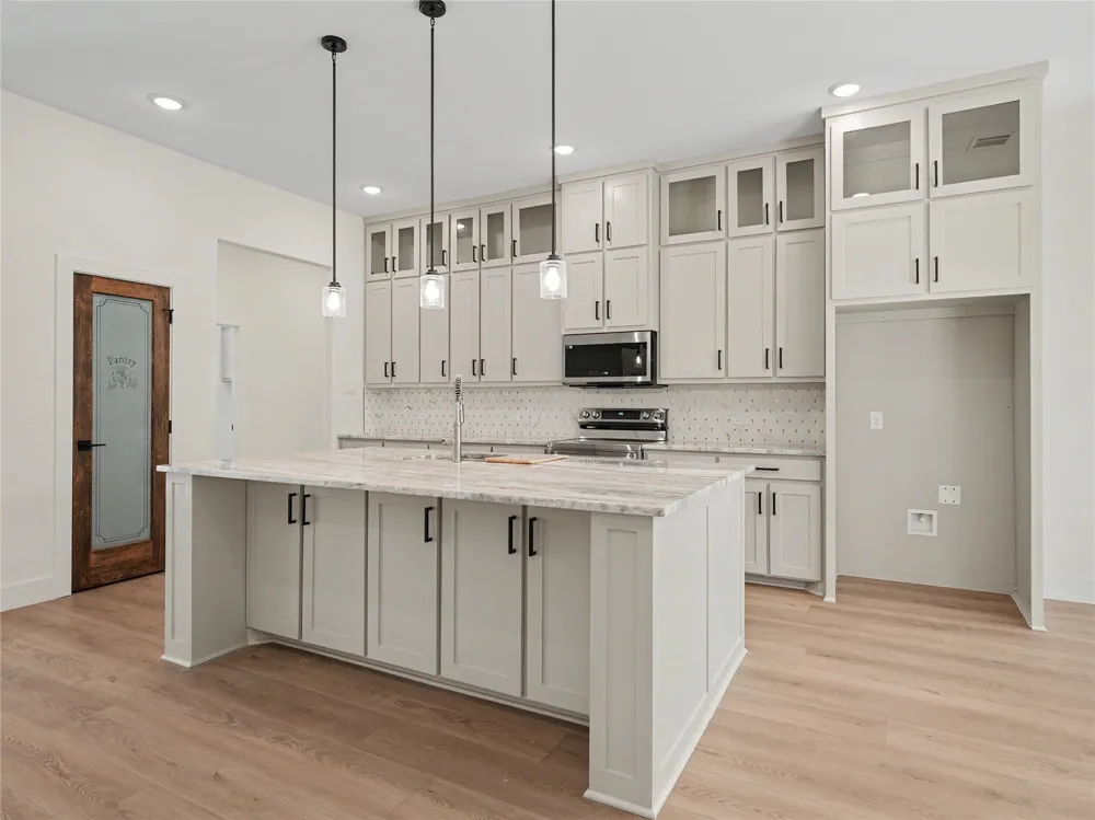 115 Dennis Drive Azle, TX 76020