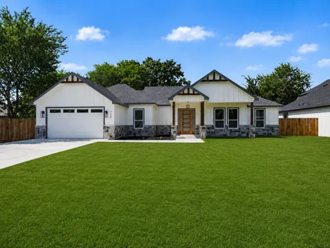 115 Dennis Drive