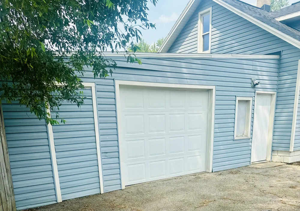 3445 Reiser Avenue SW Wyoming City, MI 49548