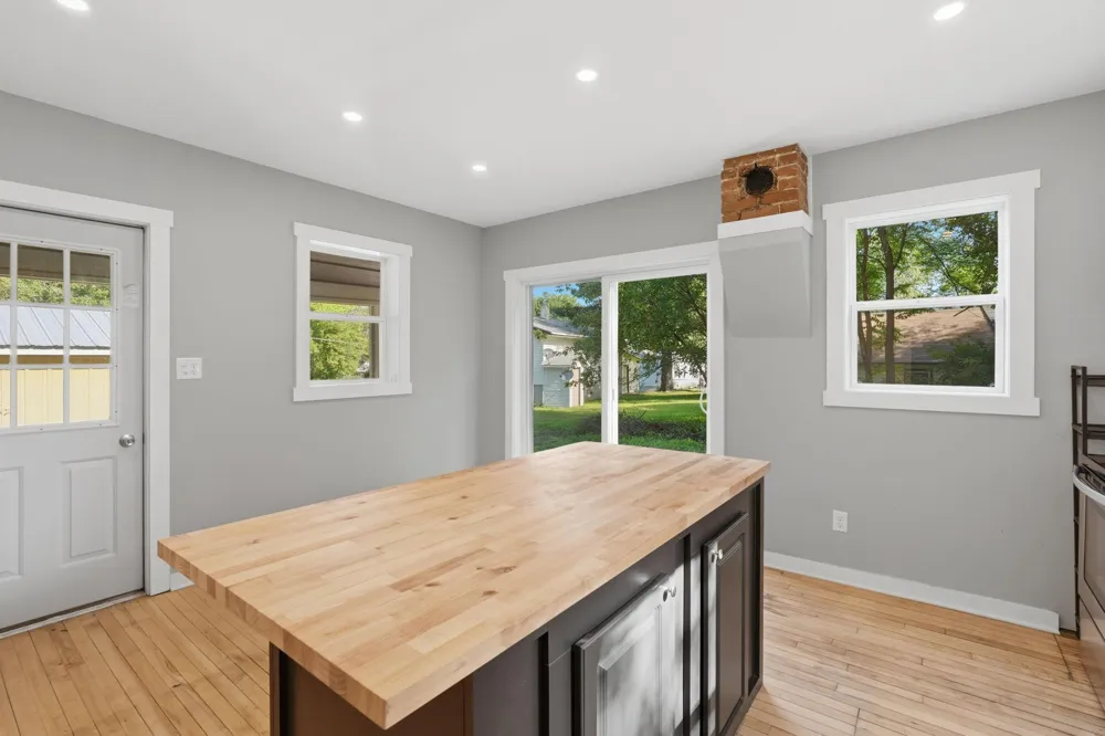 211 Central Amery, WI 54001