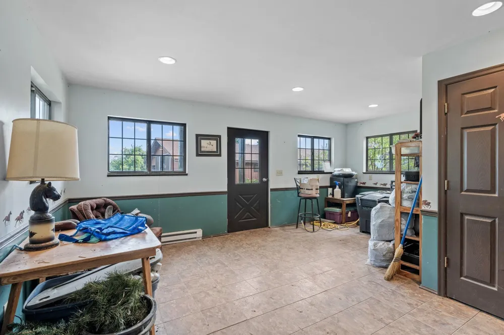9060 County Road 26 Minnetrista, MN 55359