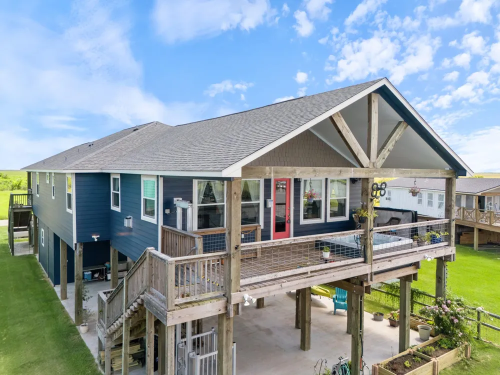 793 County Road 291 Sargent, TX 77414
