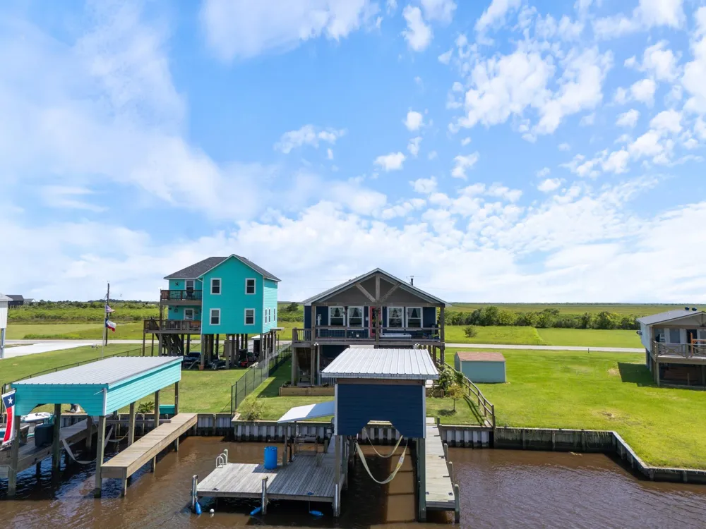793 County Road 291 Sargent, TX 77414