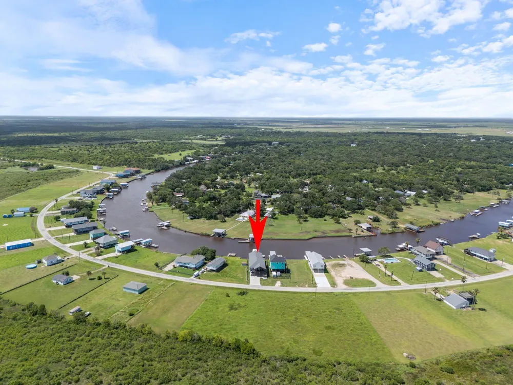 793 County Road 291 Sargent, TX 77414