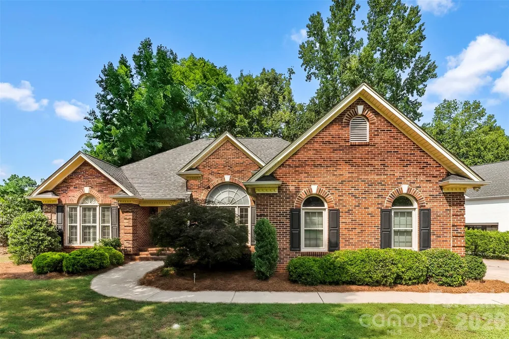 1032 Dan Maples Drive Cramerton, NC 28032
