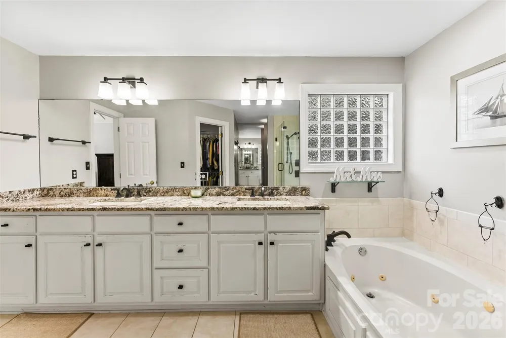 1032 Dan Maples Drive Cramerton, NC 28032