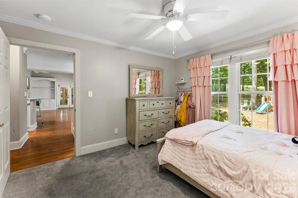 1032 Dan Maples Drive Cramerton, NC 28032