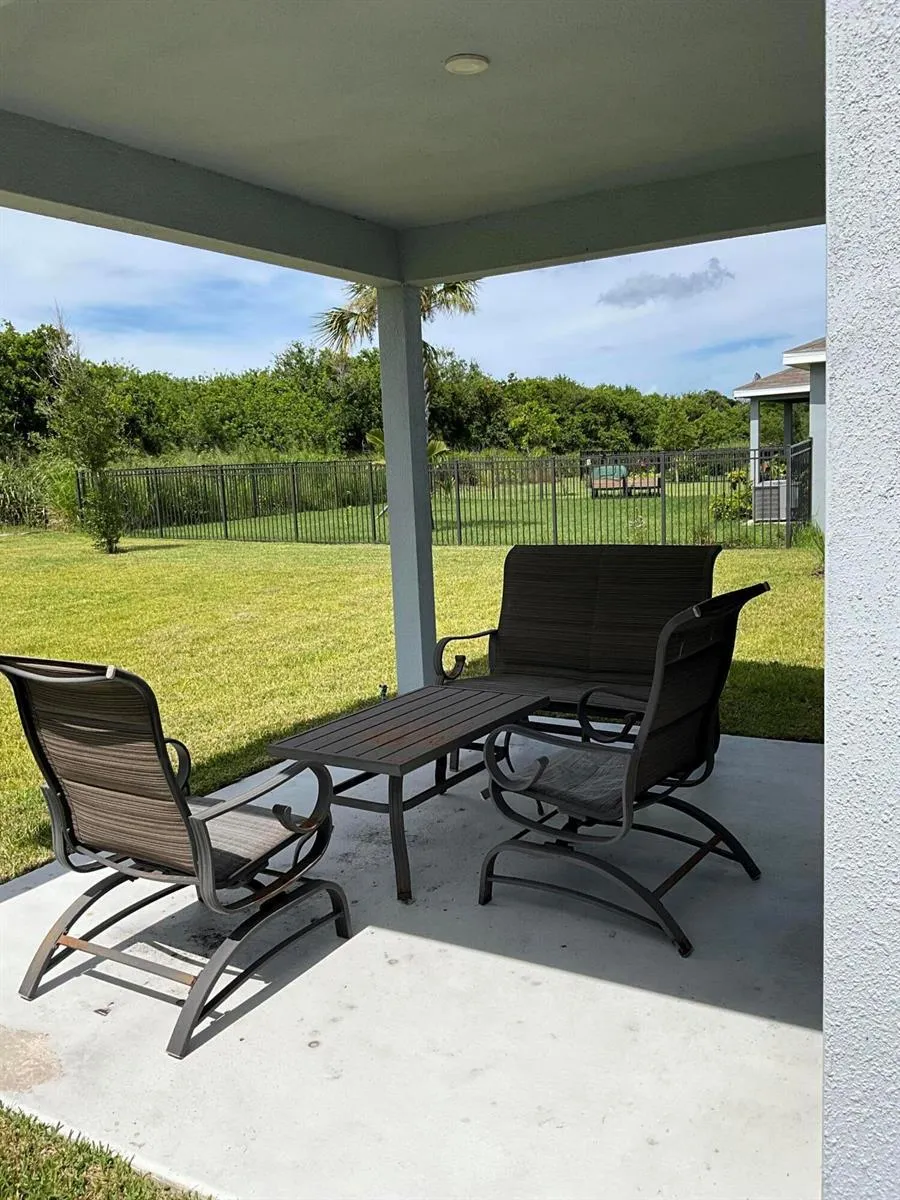 456 Cherimoya Street Fort Pierce, FL 34981