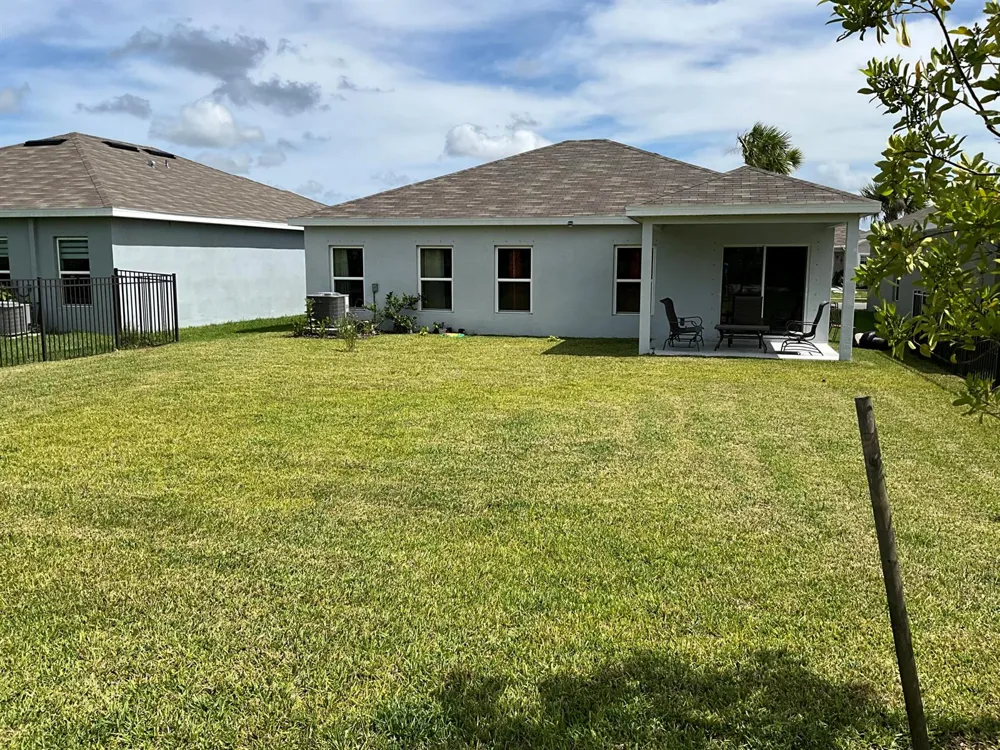 456 Cherimoya Street Fort Pierce, FL 34981