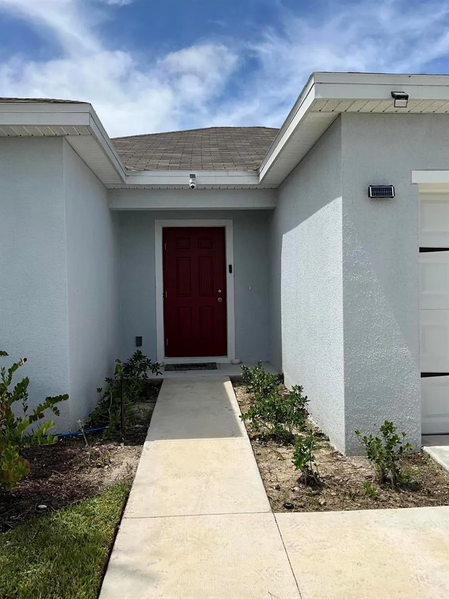 456 Cherimoya Street Fort Pierce, FL 34981