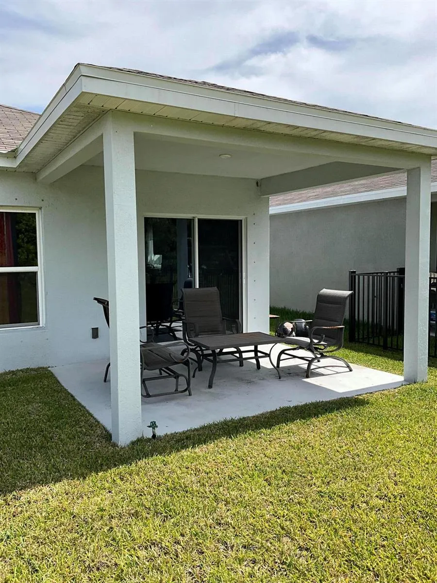 456 Cherimoya Street Fort Pierce, FL 34981